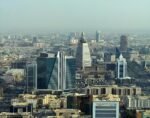 الأسهم السعودية والخليجية تتراجع بعد هجمات الحوثيين على الرياض